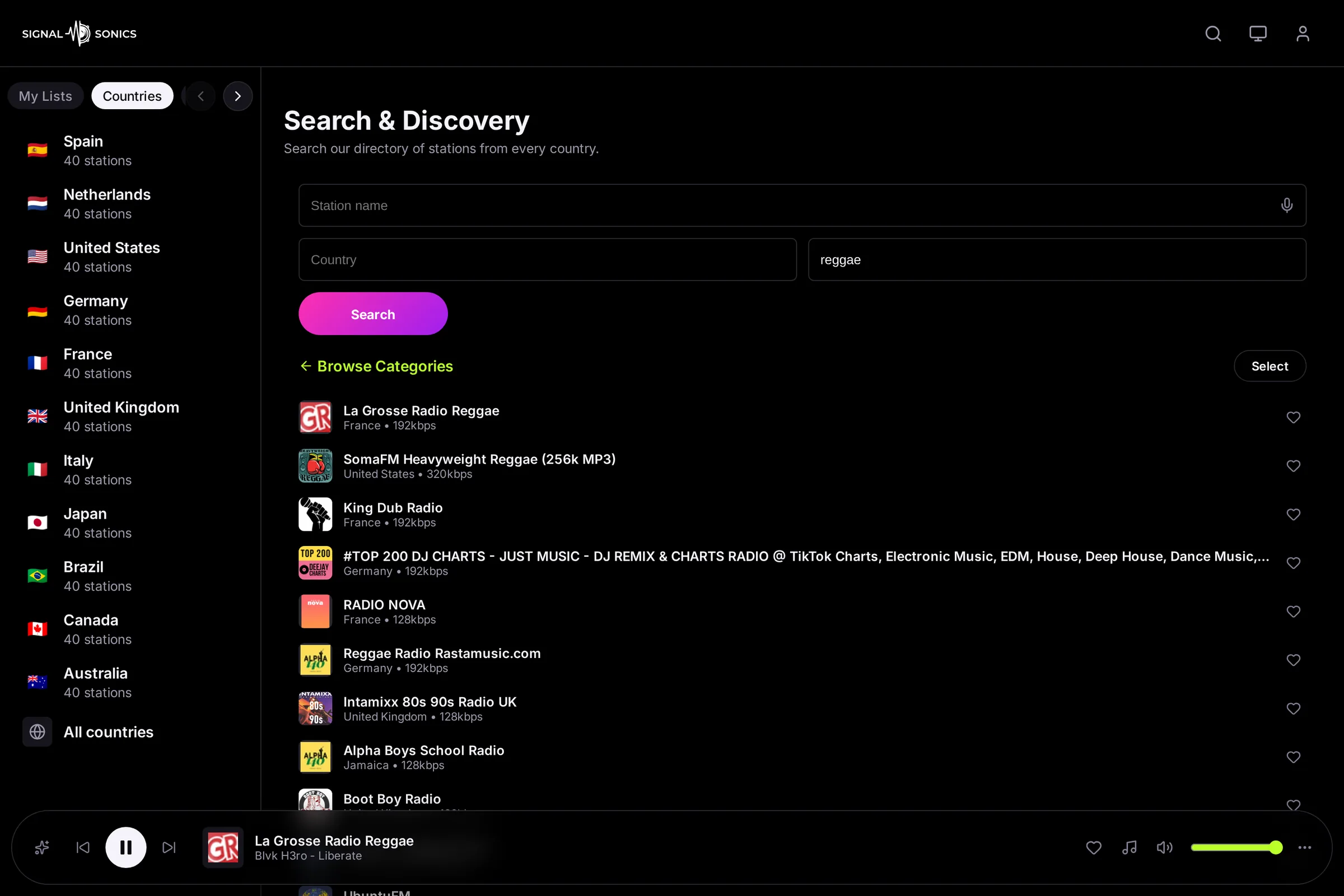 Search on a laptop: reggae stations from France, the United States, Germany and Jamaica, with La Grosse Radio Reggae playing